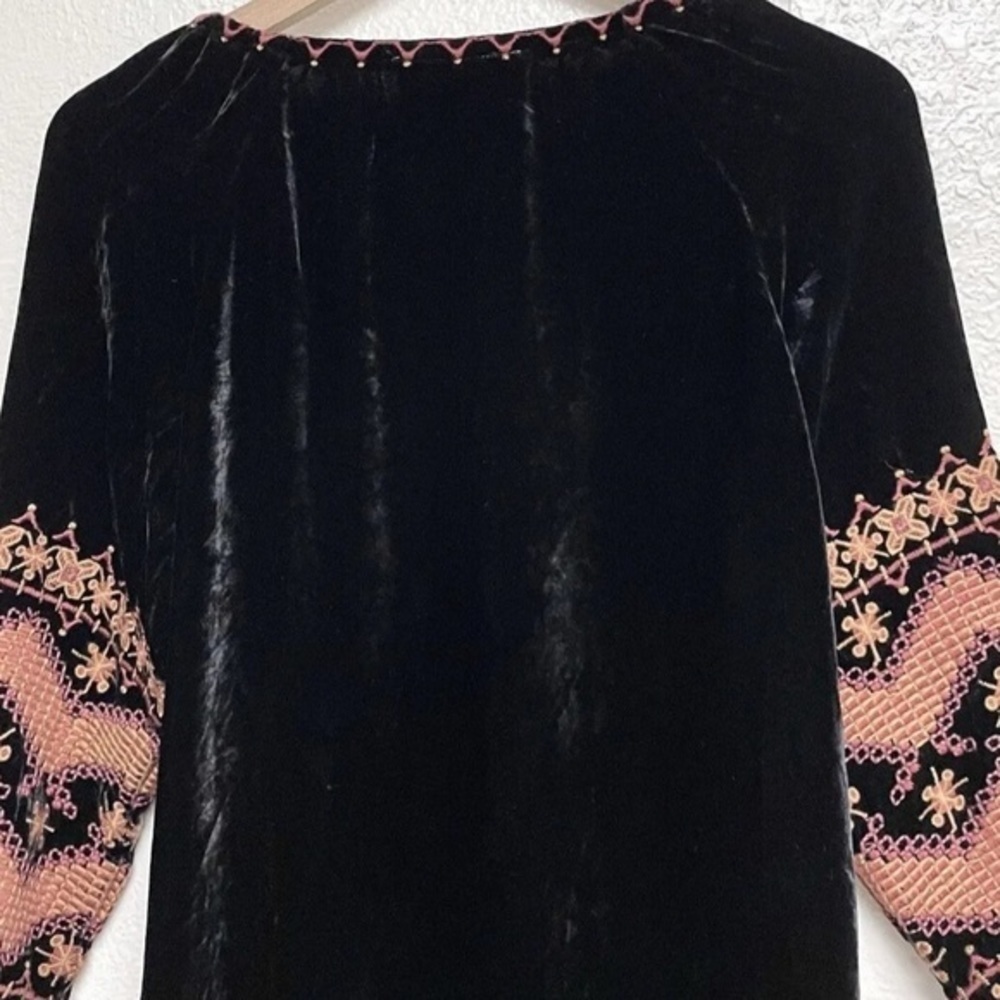 Johnny Was Elim Floral Embroidered Velvet Peasant Top 3/4 Sleeves NWT - Picture 6 of 8